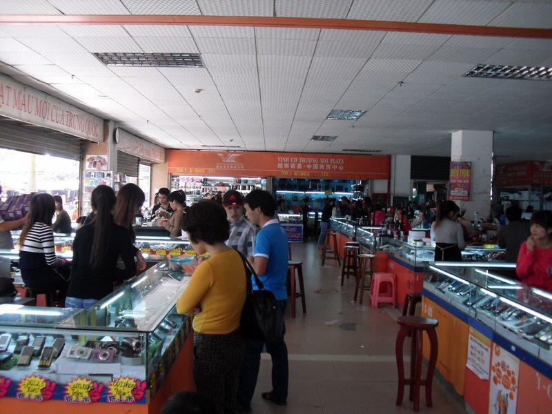 mua đồ điện tử ở móng cái